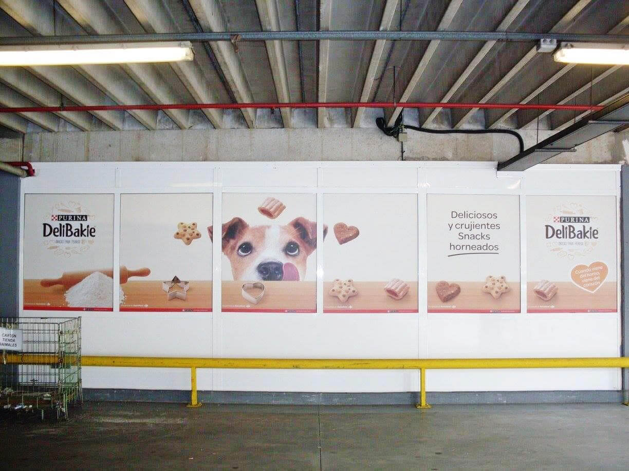 Rótulos sin luz en Pontevedra